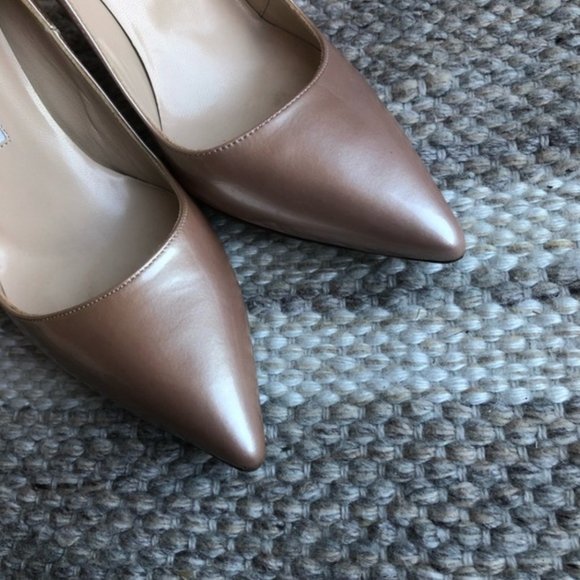 Manolo blahnik nude pearl heels size 36 - Picture 3 of 4